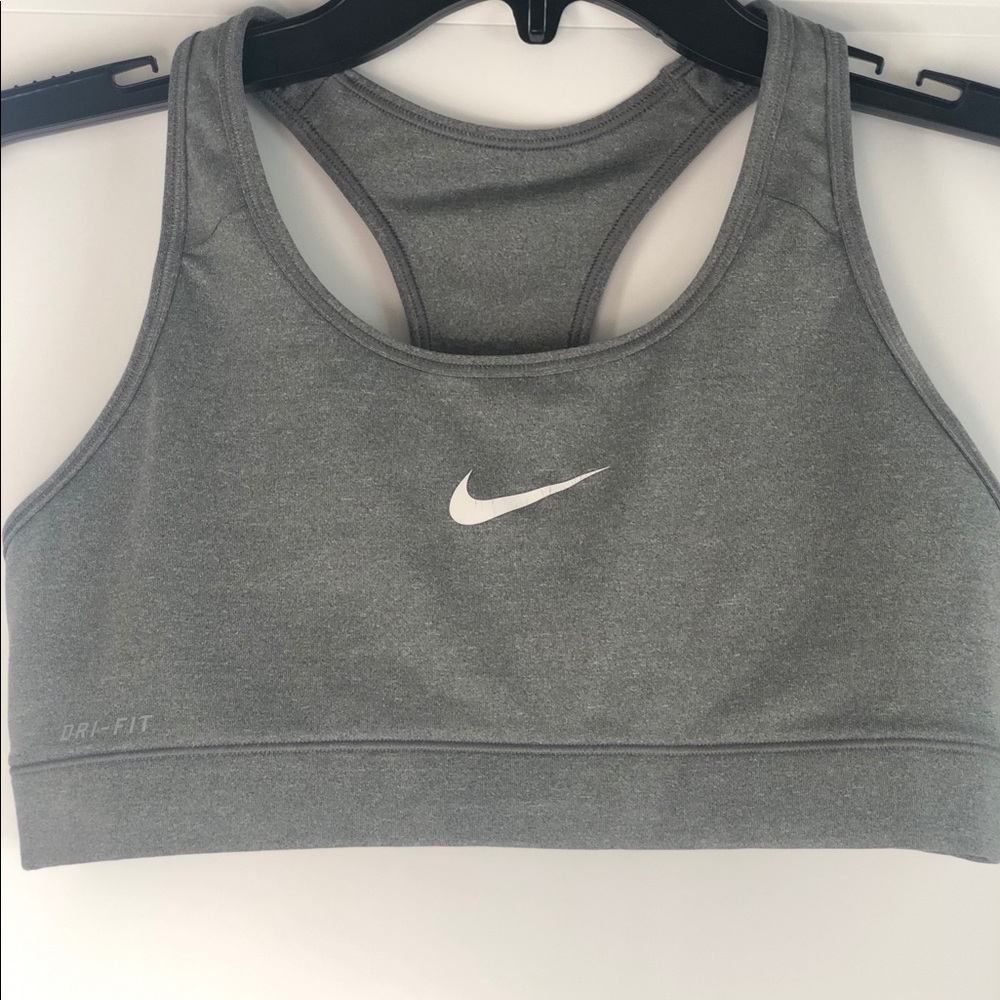 NIKE Dry-Fit Sports Bra